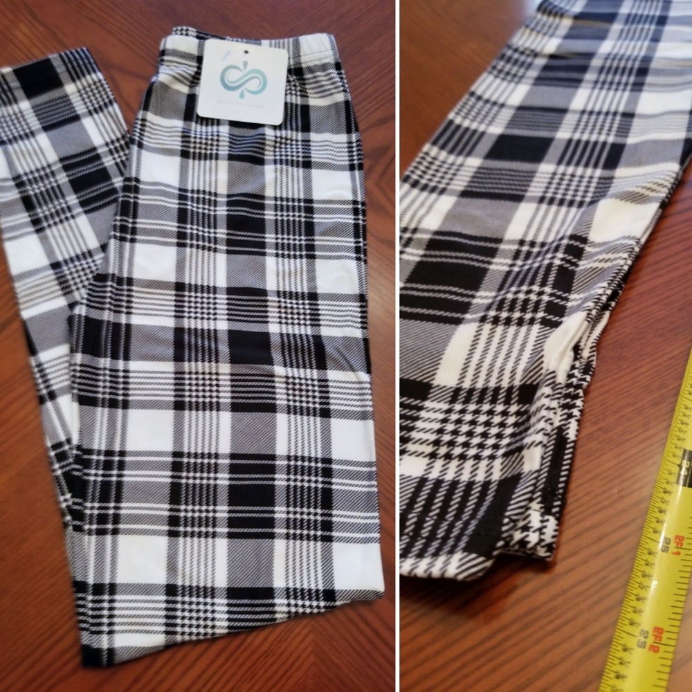 🆕️ 🍁Stylish Plaid Leggings - Picture 5 of 6